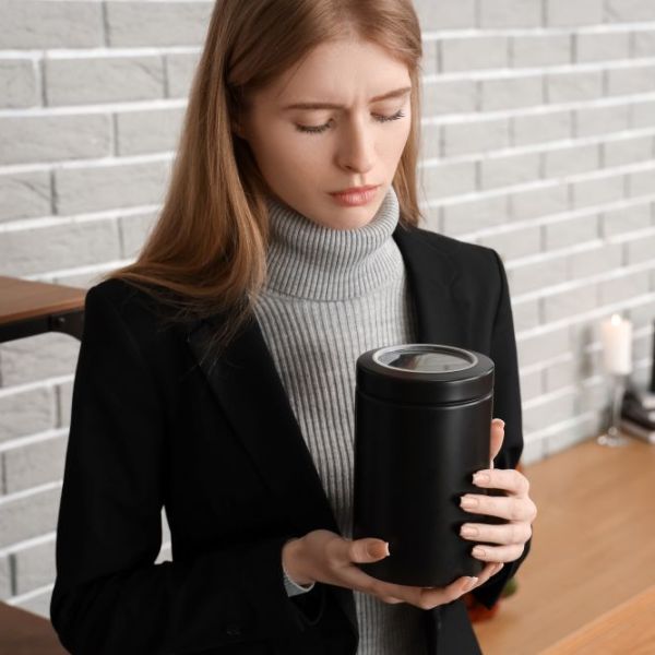 diferencia inhumacion y cremacion